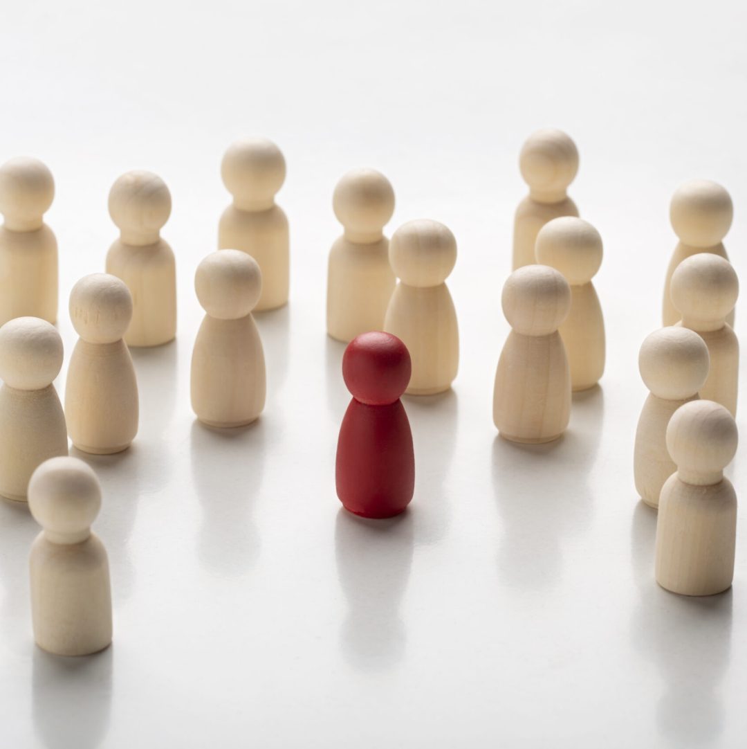 papeles-de-negocios-de-bodegones-con-varios-peones (1)